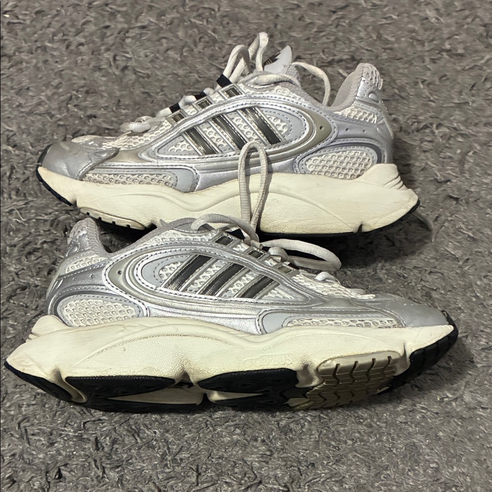 Adidas ozmillen